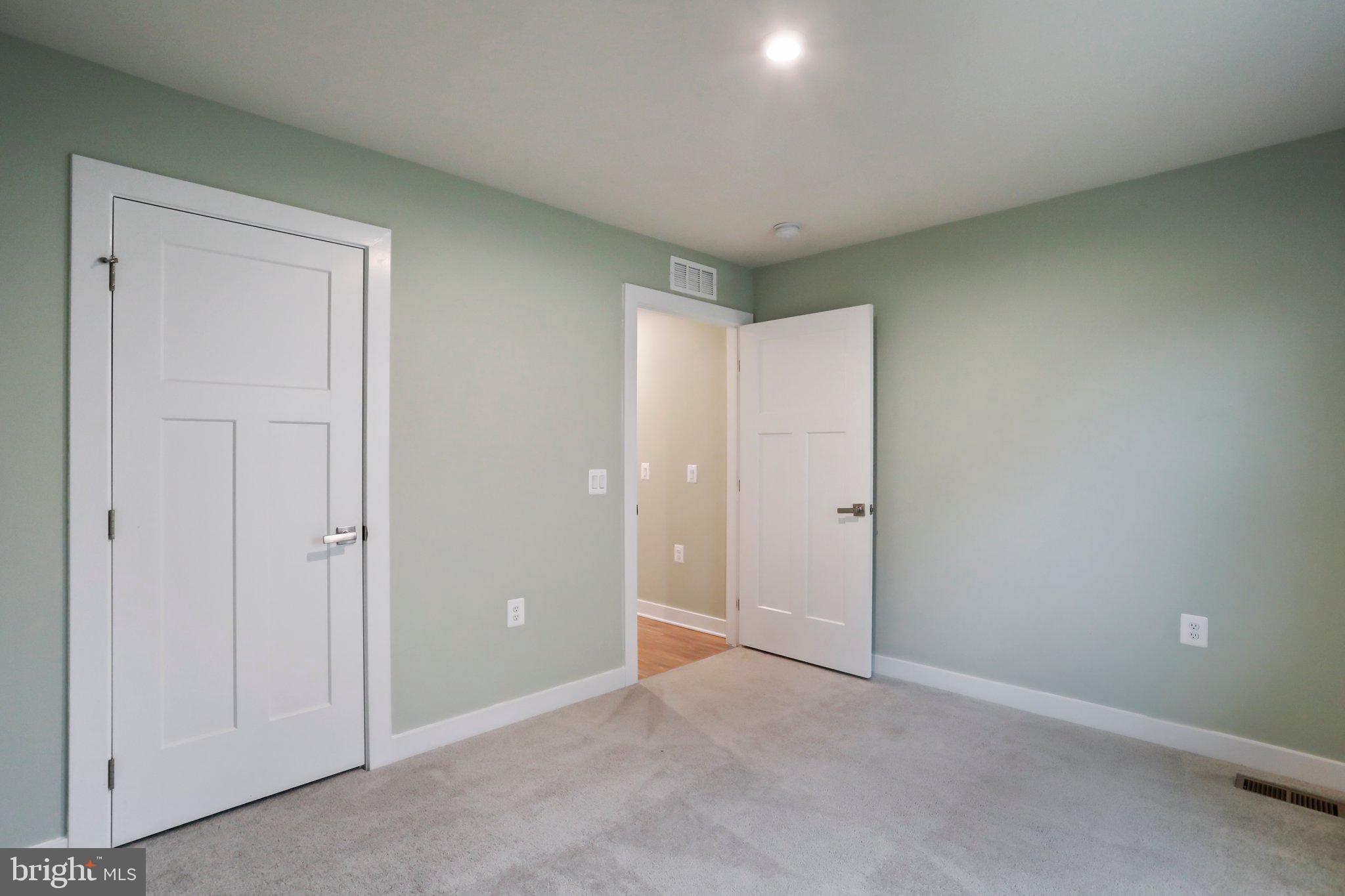 THE LAKES AT MARTINSBURG - Residential