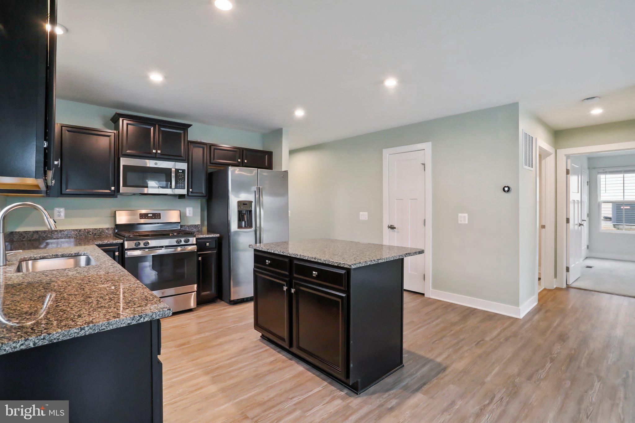 THE LAKES AT MARTINSBURG - Residential