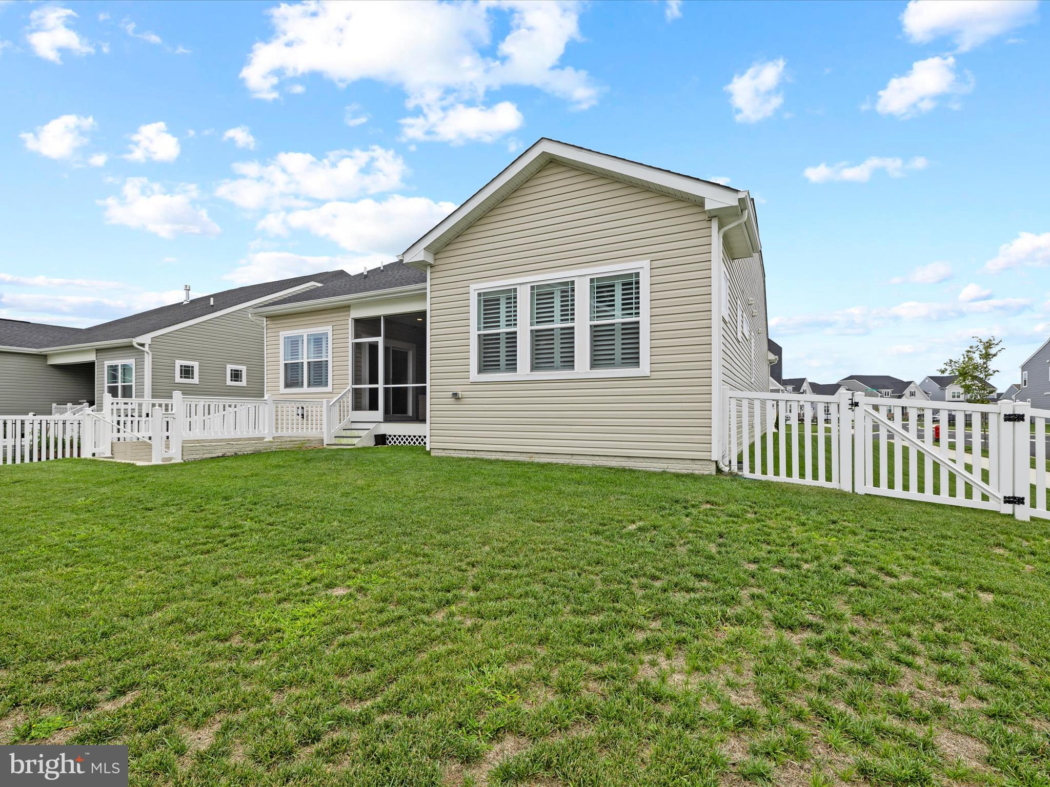 PLANTATION LAKES - Residential