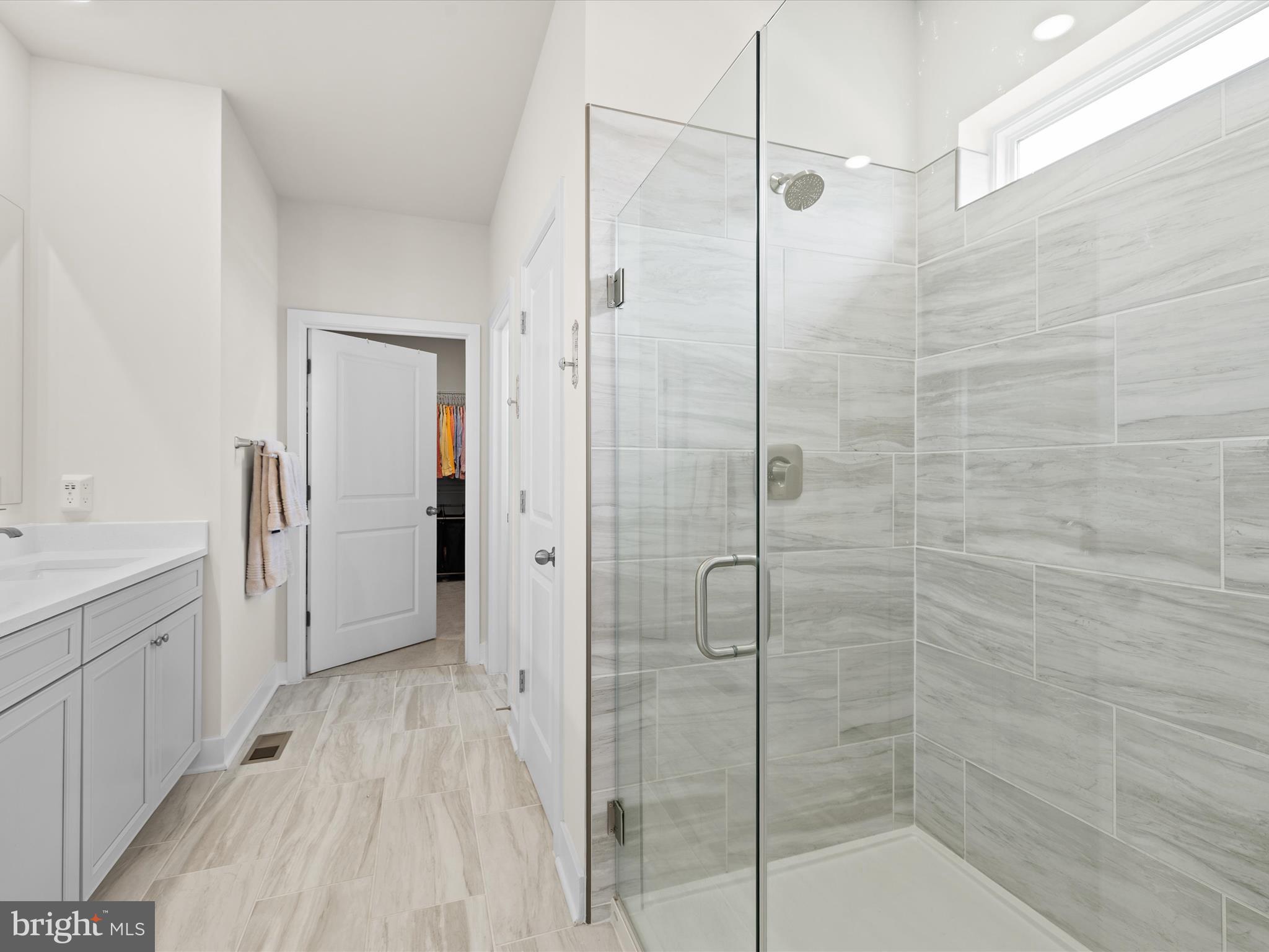 PLANTATION LAKES - Residential