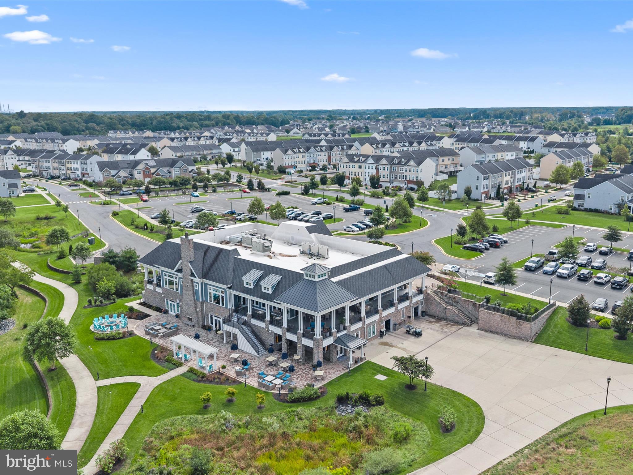 PLANTATION LAKES - Residential