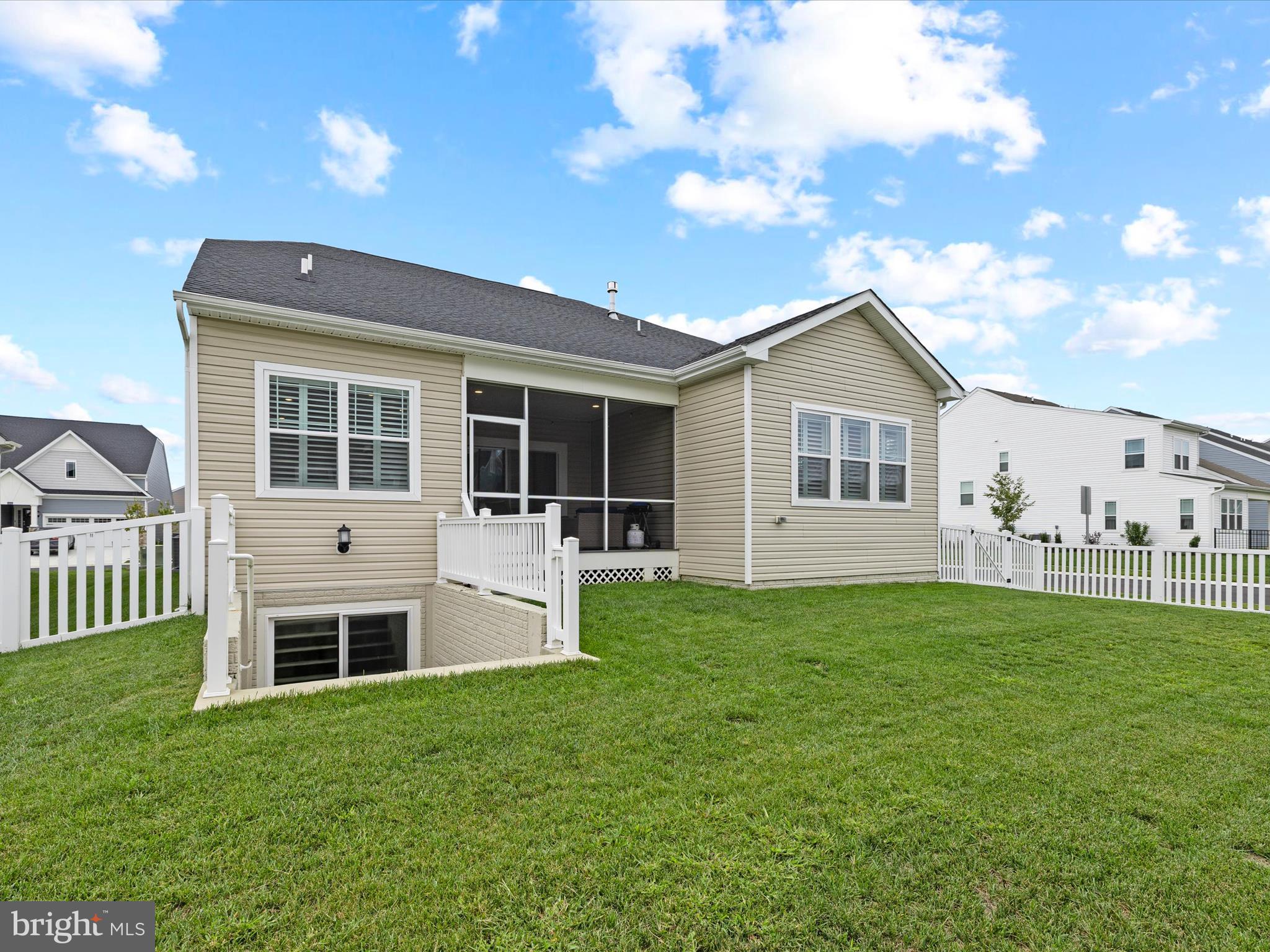 PLANTATION LAKES - Residential