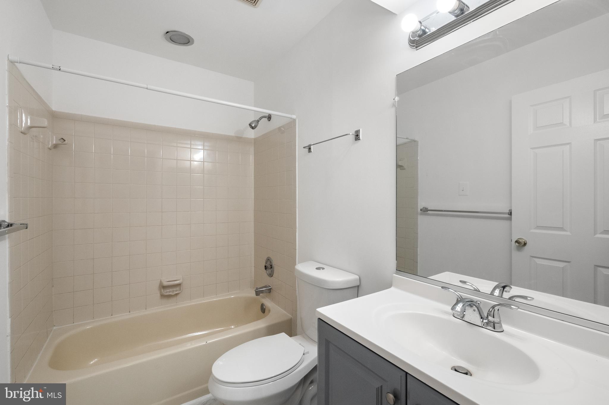 BRANDERMILL - Residential Lease