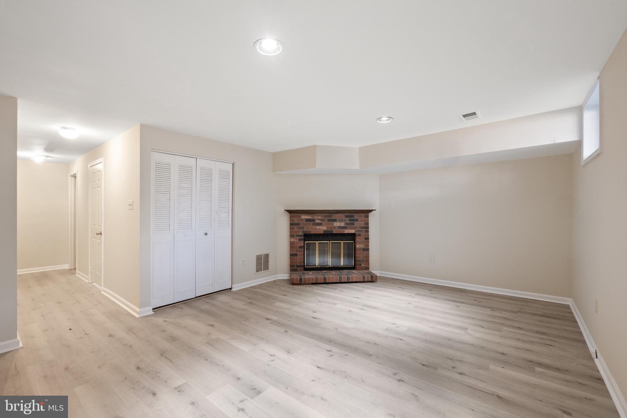 BRANDERMILL - Residential Lease