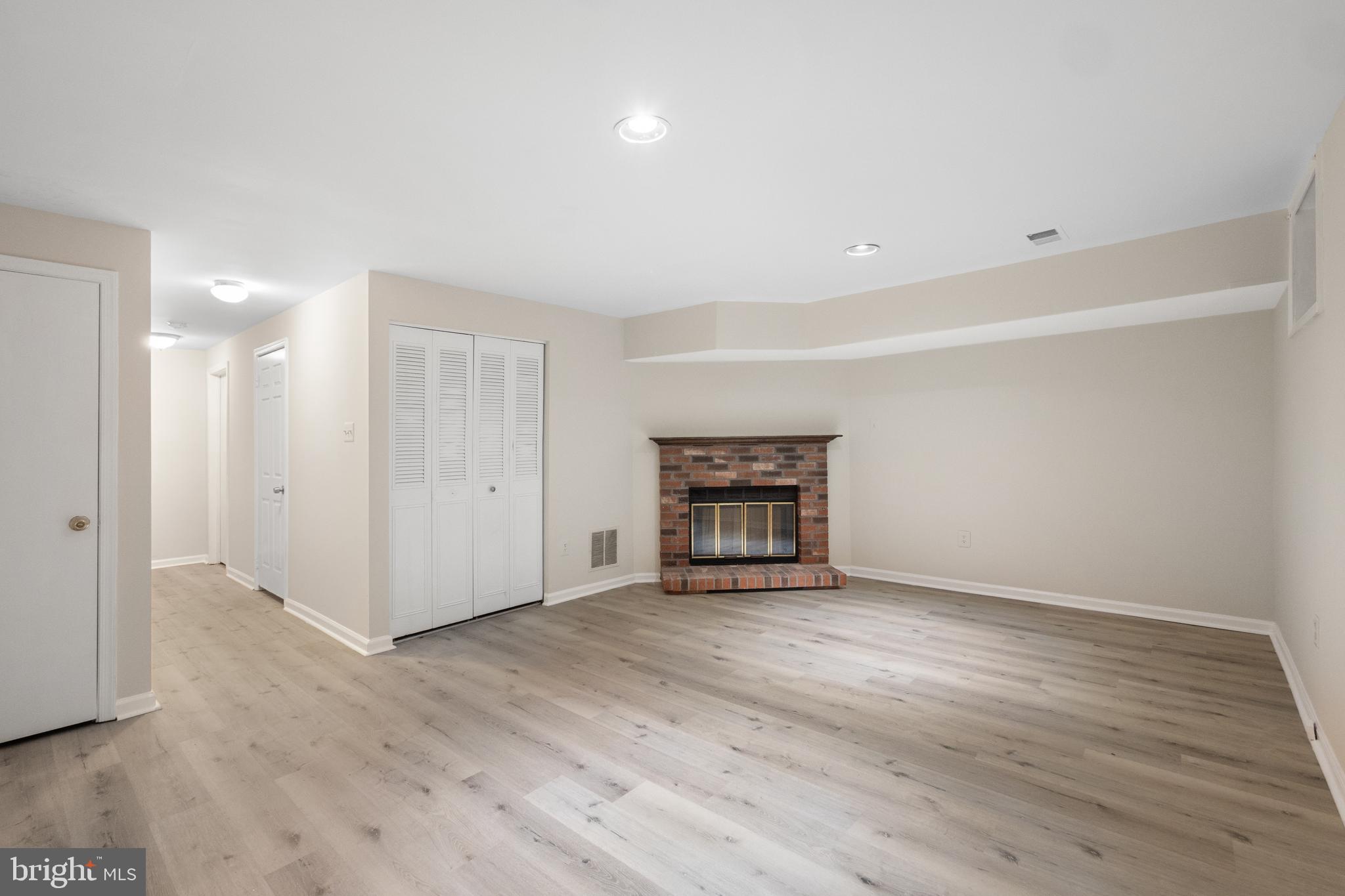 BRANDERMILL - Residential Lease