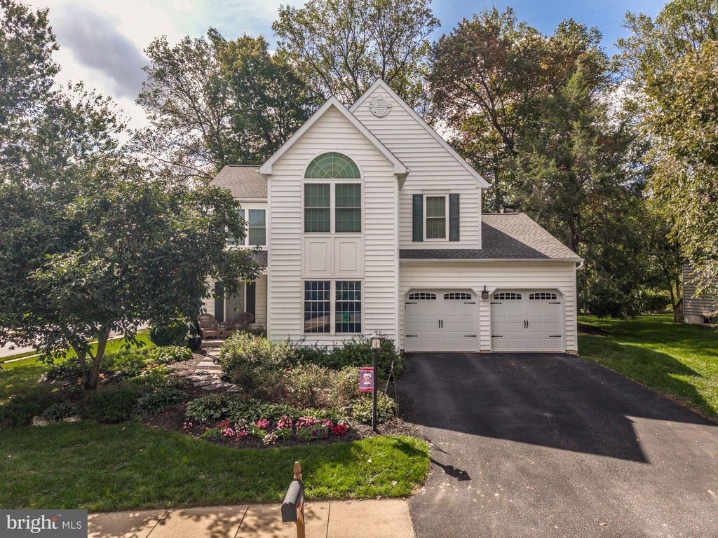 Photo of 900 Covington Drive, DOWNINGTOWN, PA 19335 (MLS # PACT2112192)