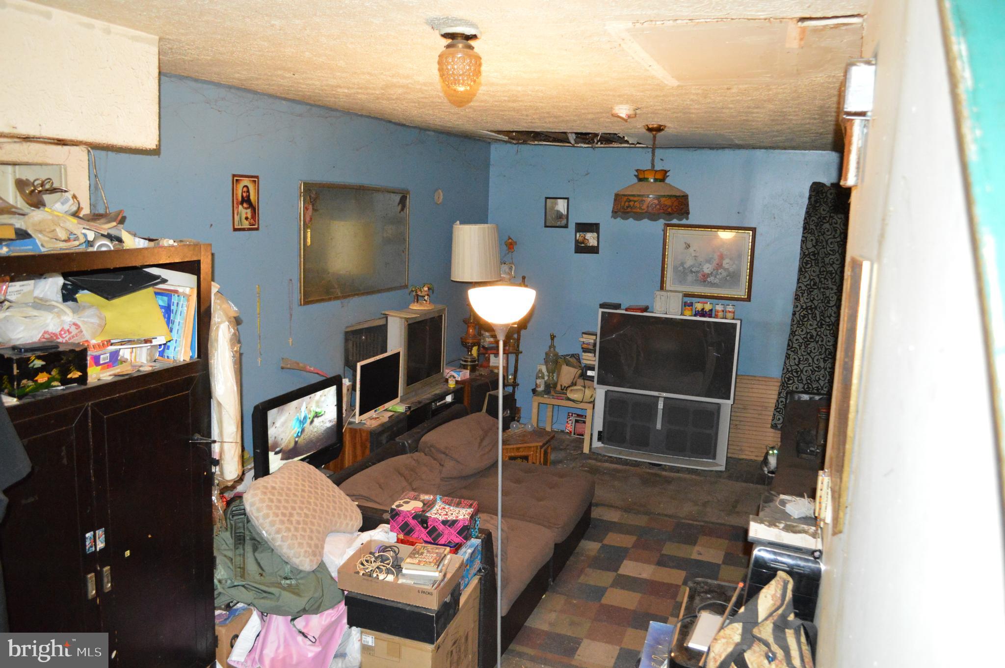 HIGHLANDTOWN - Residential