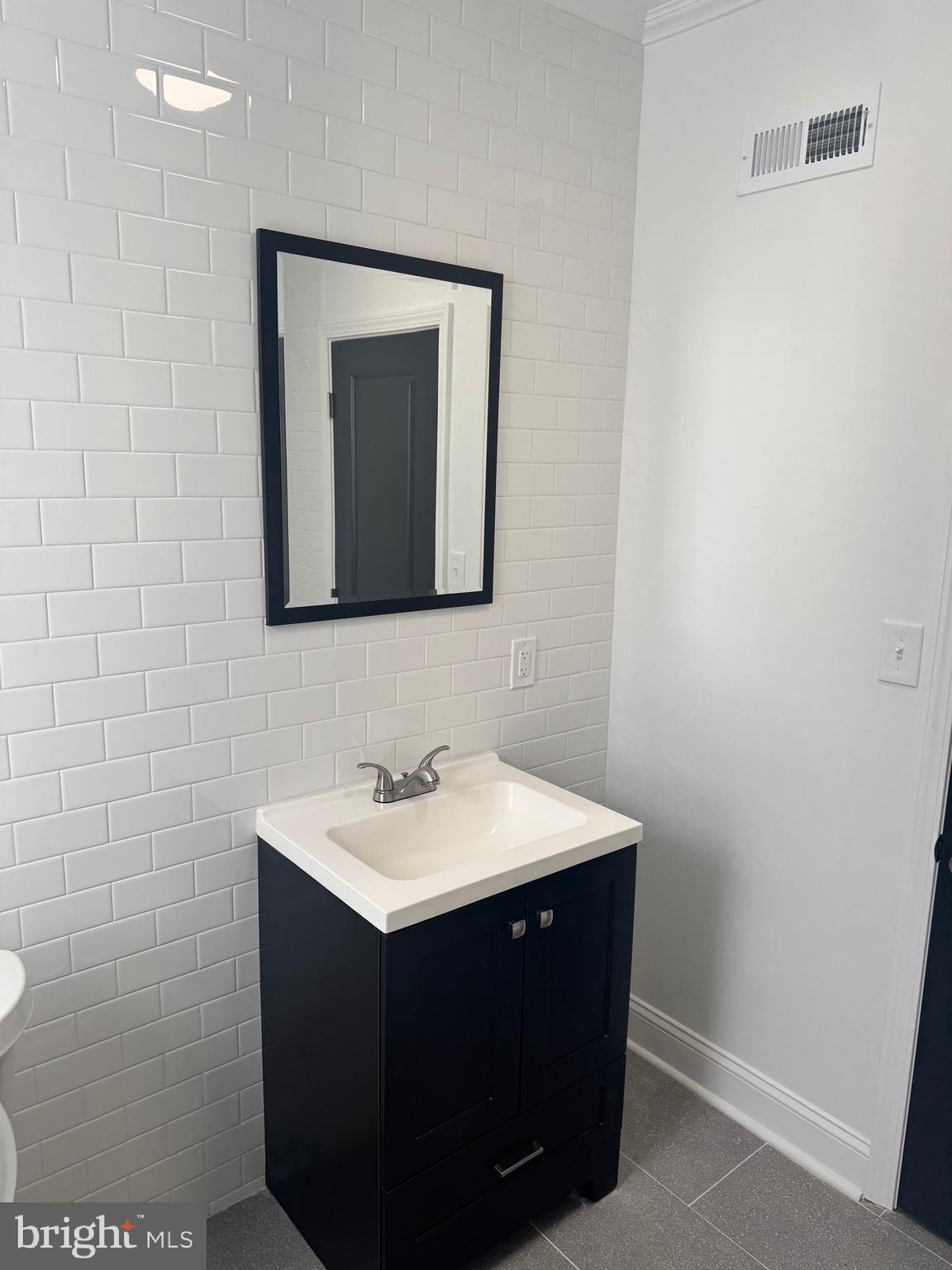 COBBS CREEK - Residential Lease