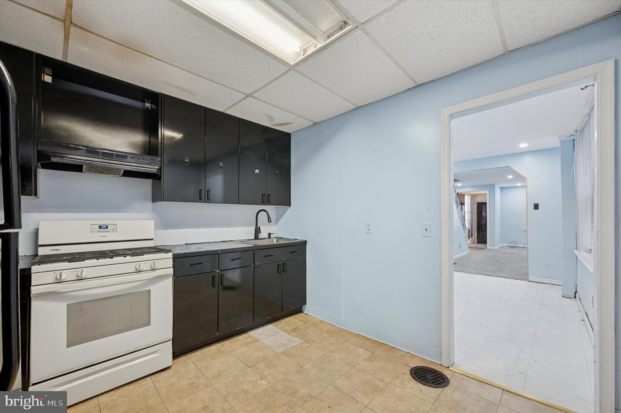 STRAWBERRY MANSION - Residential