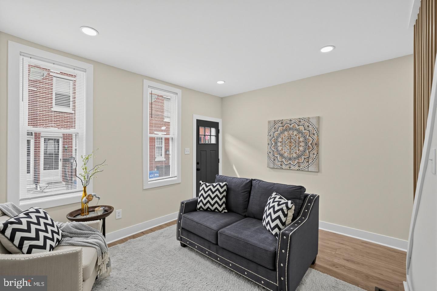 831 LIVINGSTON STREET