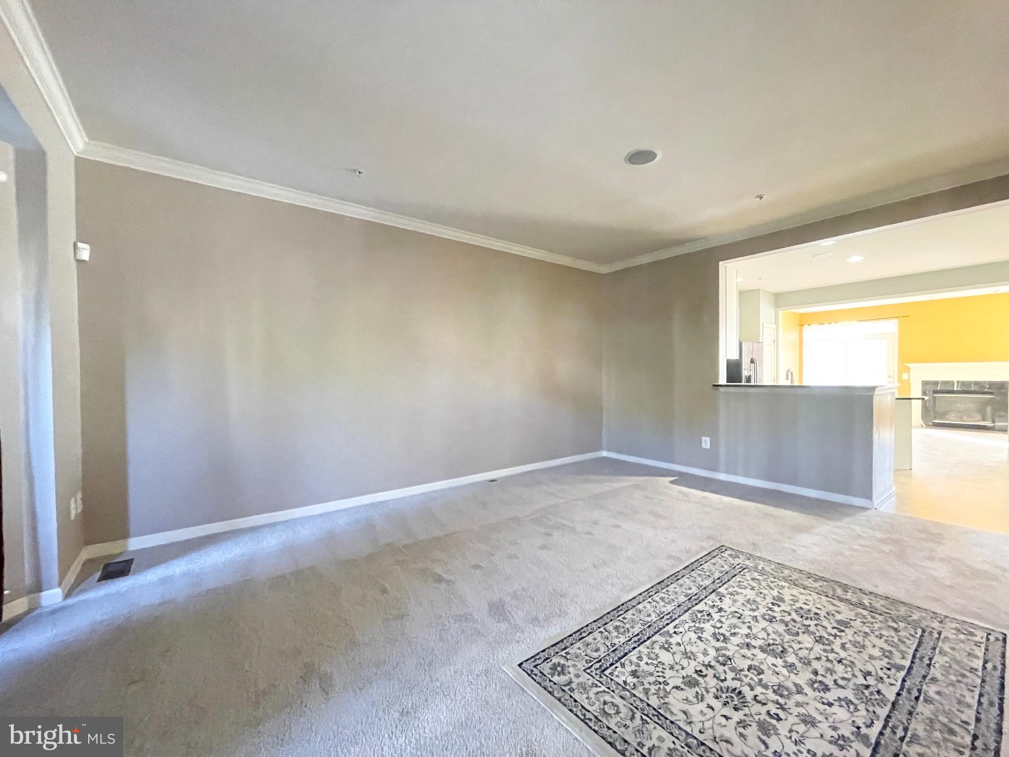 VILLAGES OF URBANA - Residential Lease