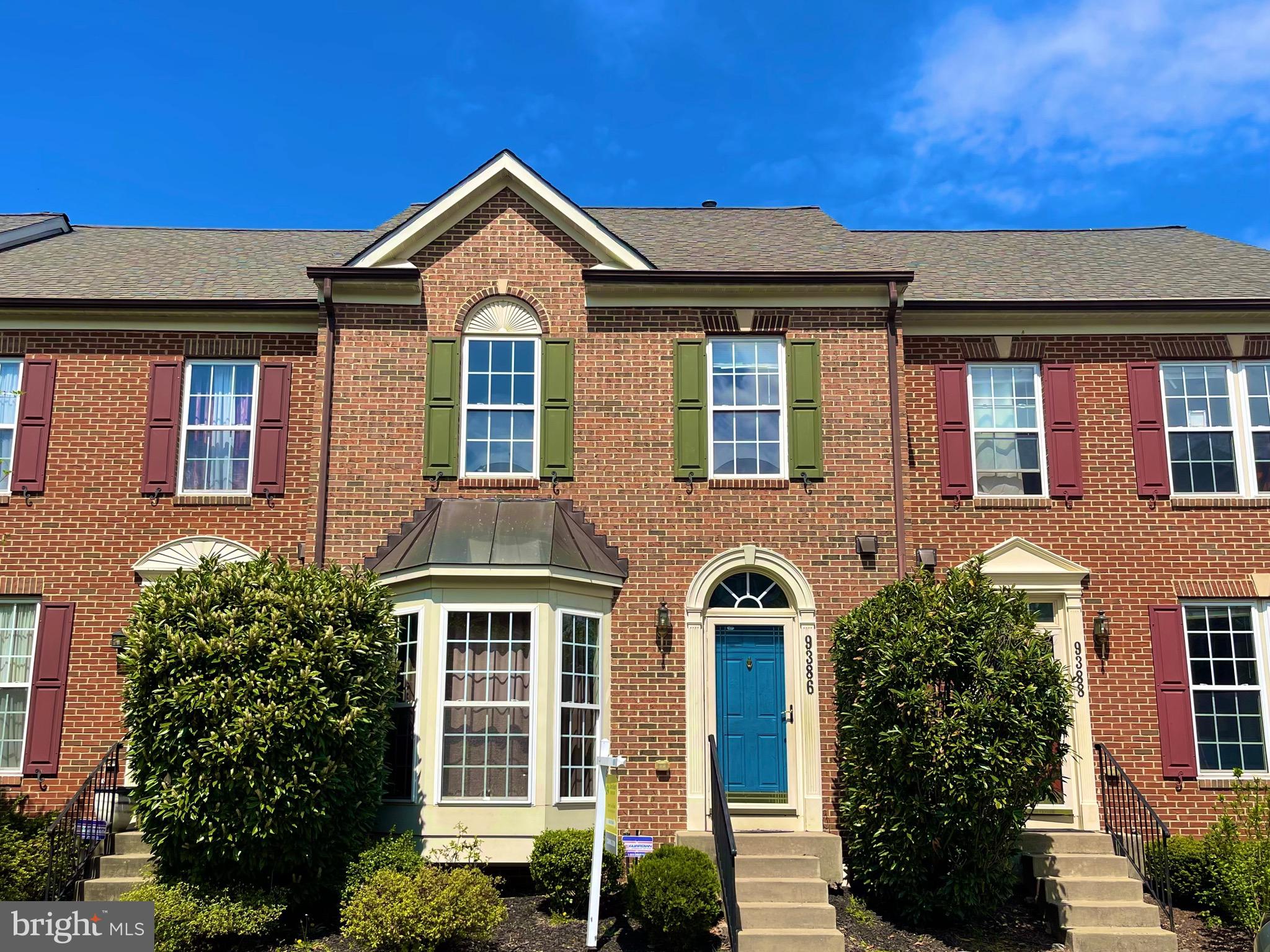 VILLAGES OF URBANA - Residential Lease