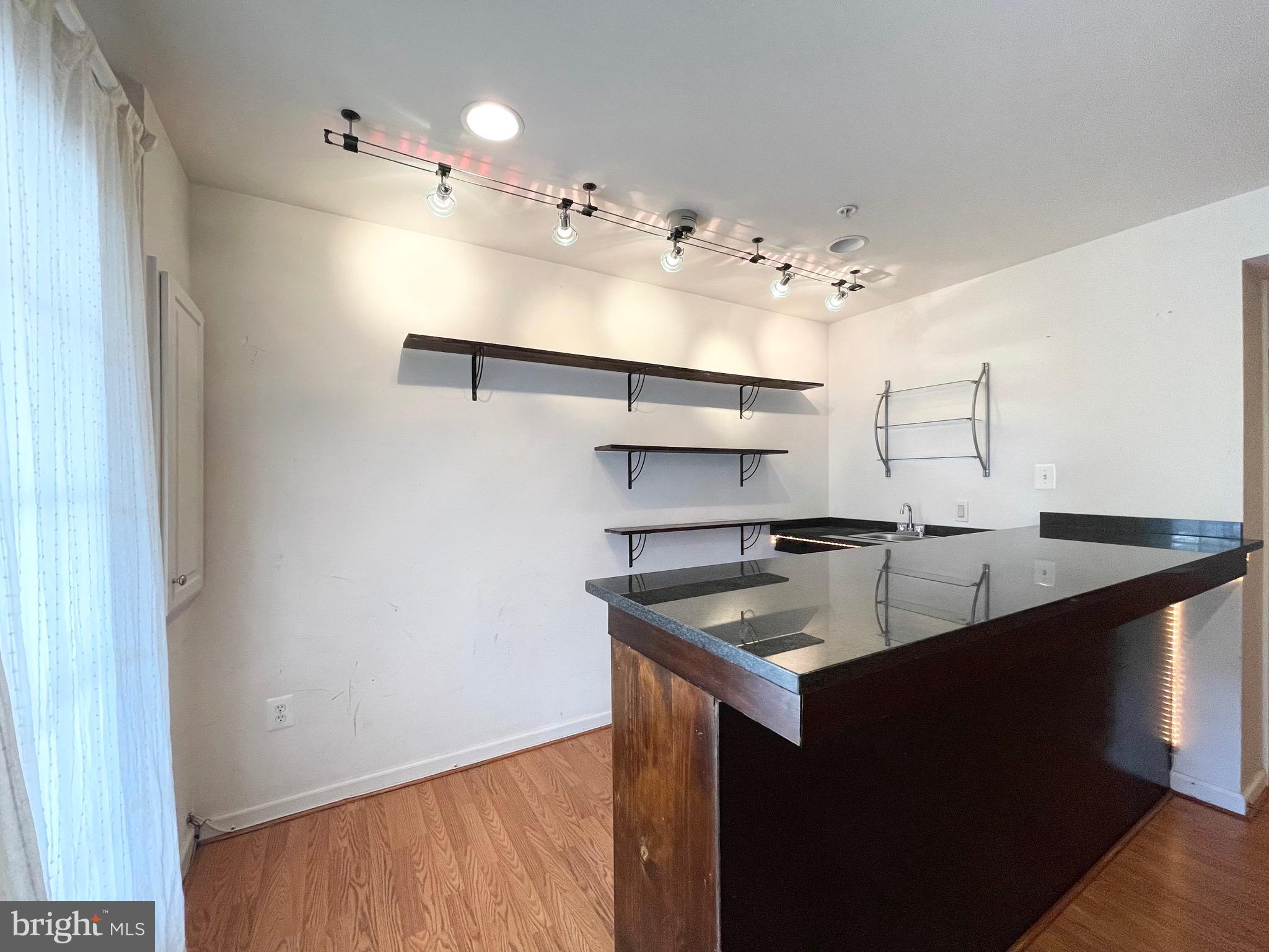 VILLAGES OF URBANA - Residential Lease