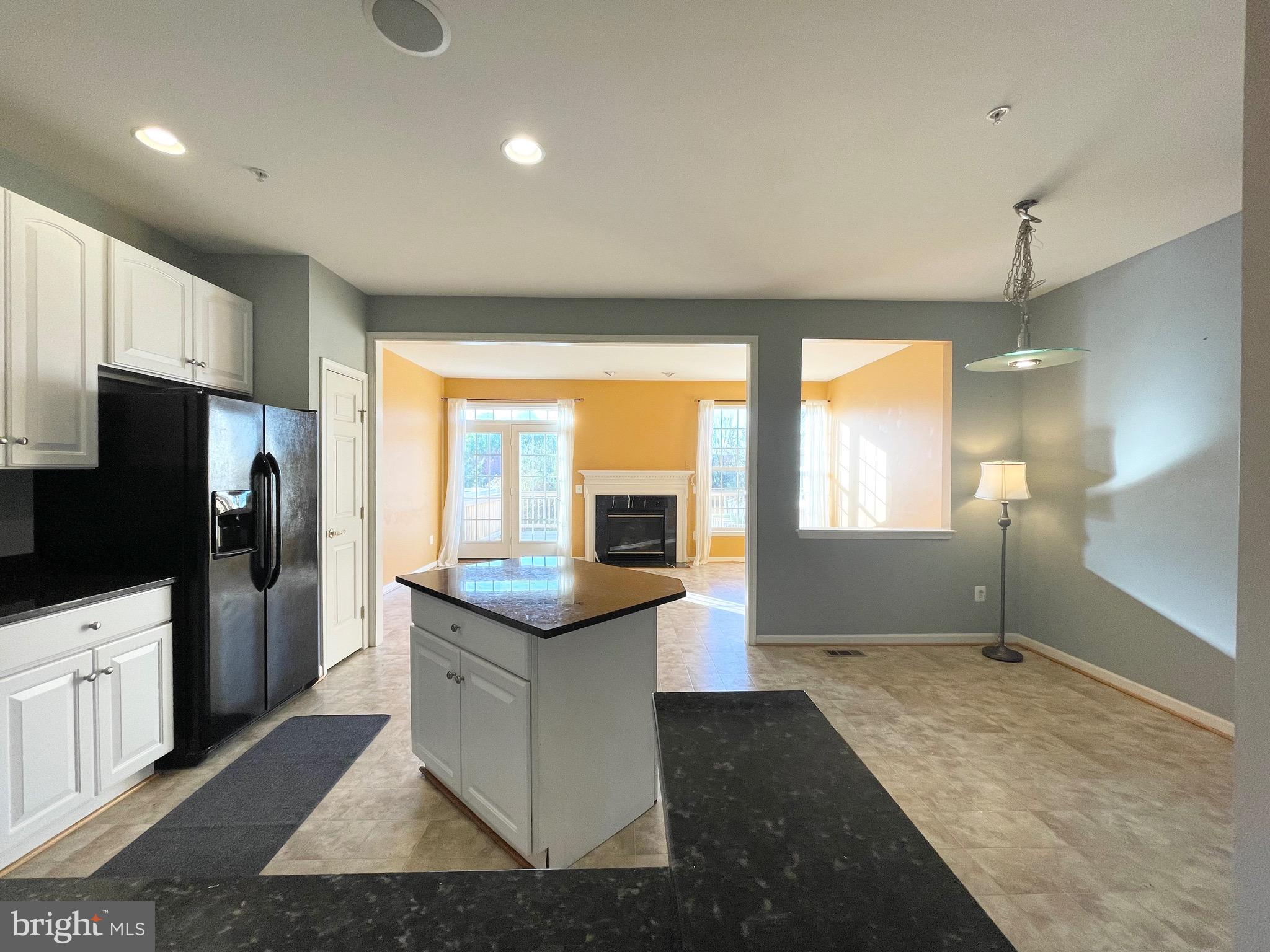 VILLAGES OF URBANA - Residential Lease