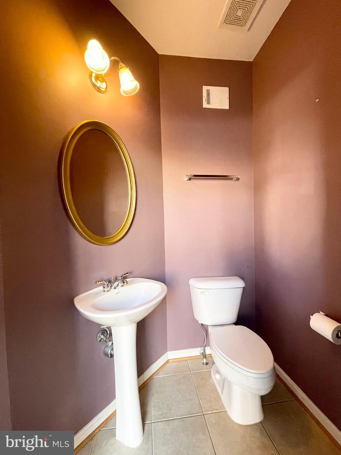 VILLAGES OF URBANA - Residential Lease