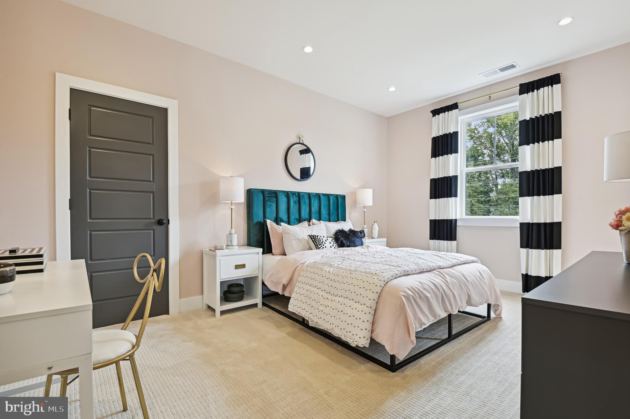 THE COURTS AT HIDDEN WATERS - Residential