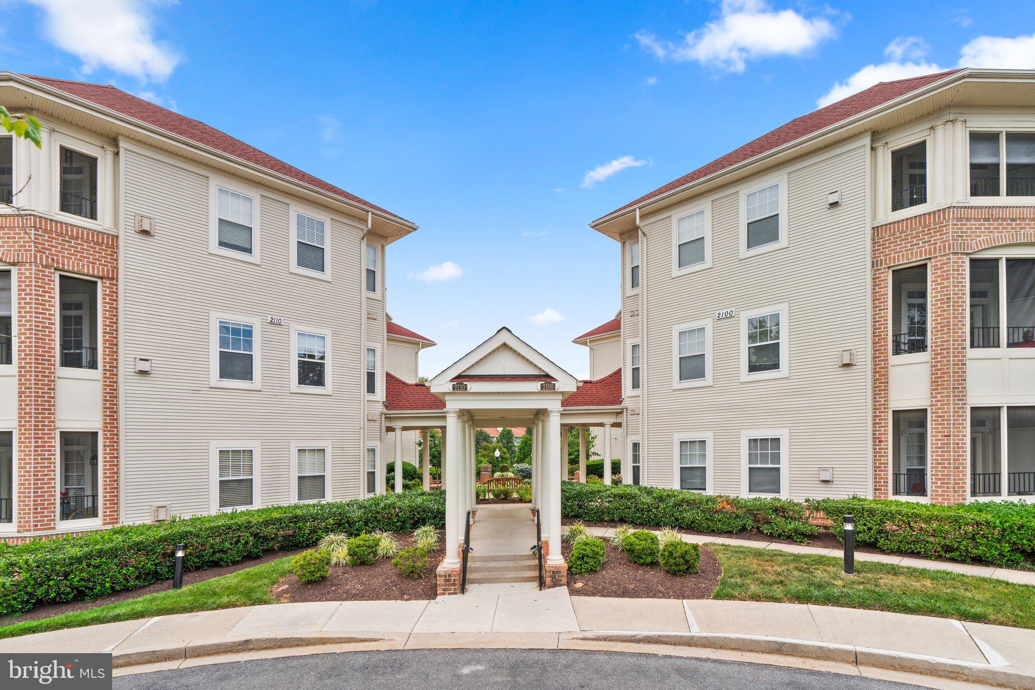 WAVERLY WOODS - Residential