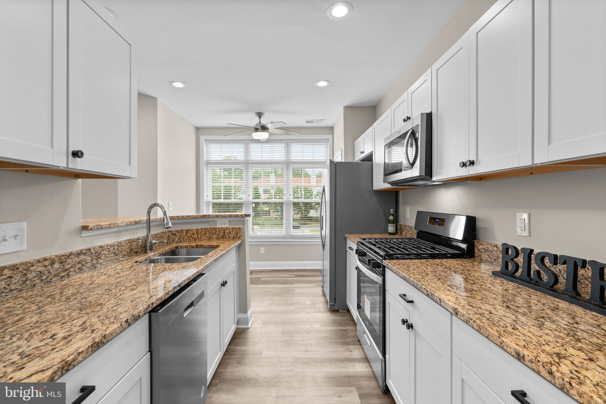 WAVERLY WOODS - Residential