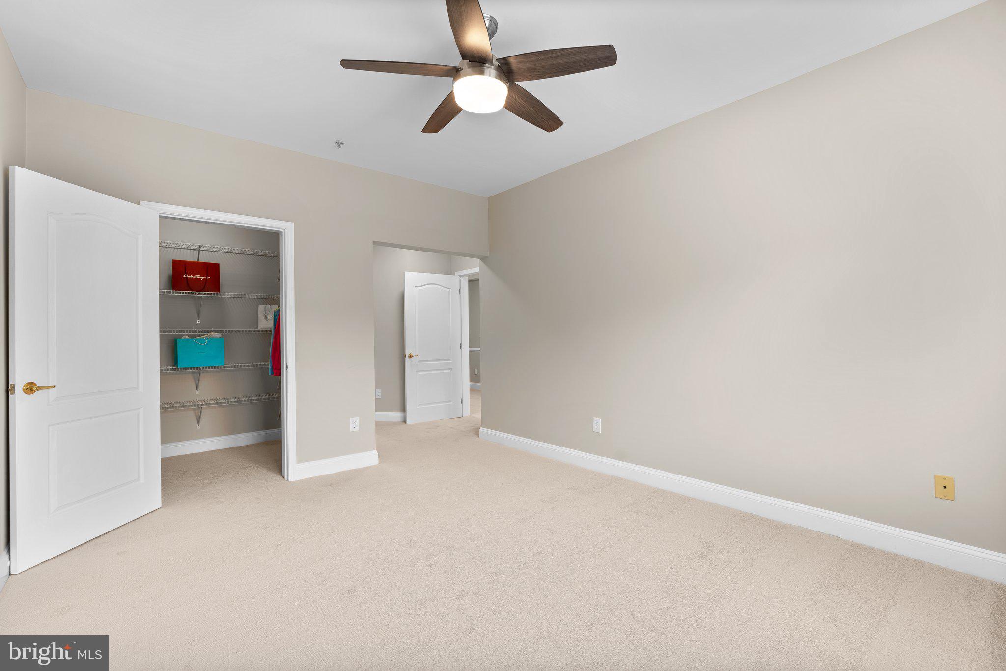 WAVERLY WOODS - Residential