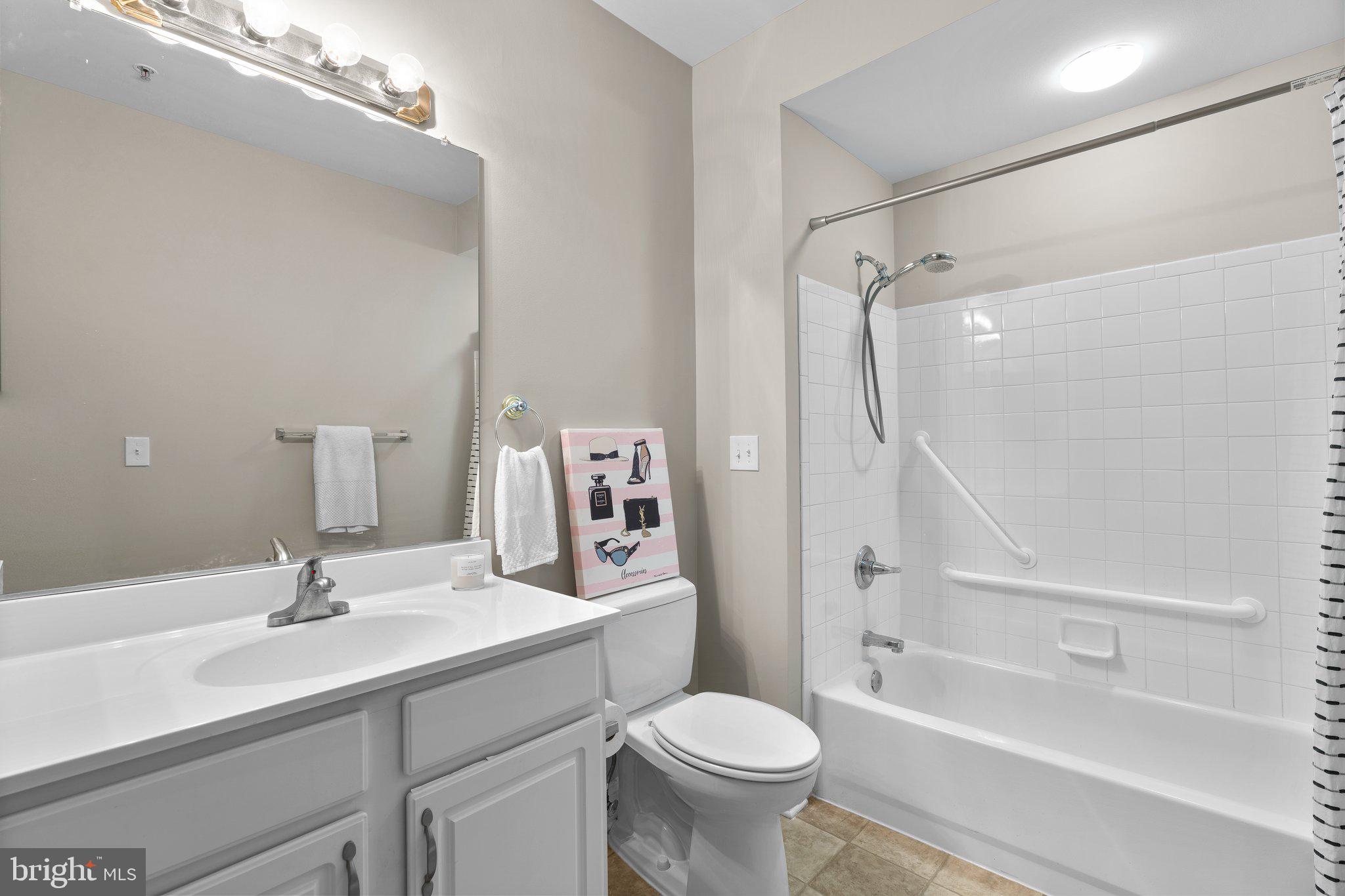 WAVERLY WOODS - Residential