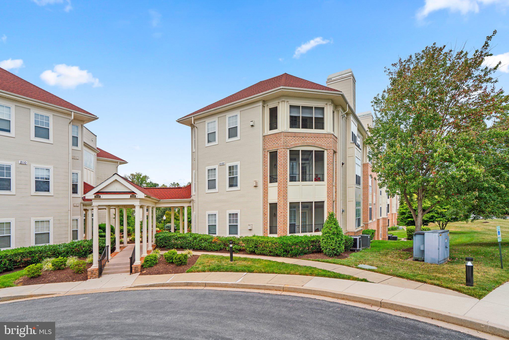 WAVERLY WOODS - Residential