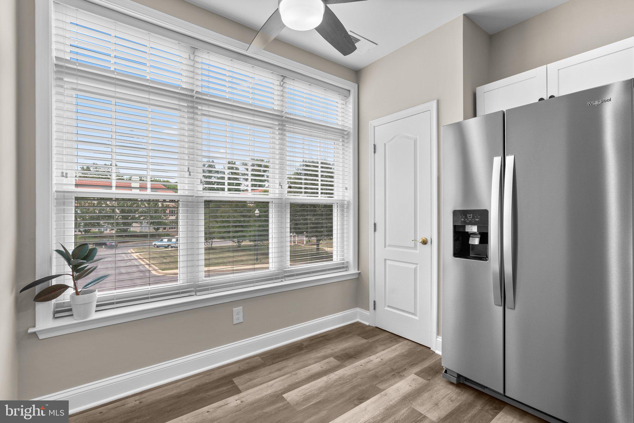 WAVERLY WOODS - Residential