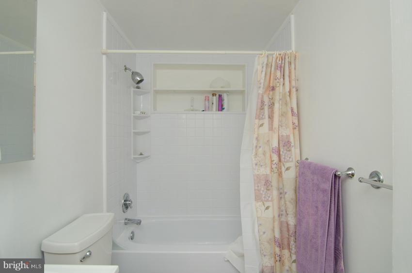 SOMERSET - Residential