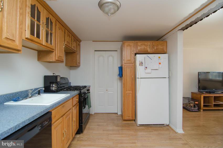 SOMERSET - Residential