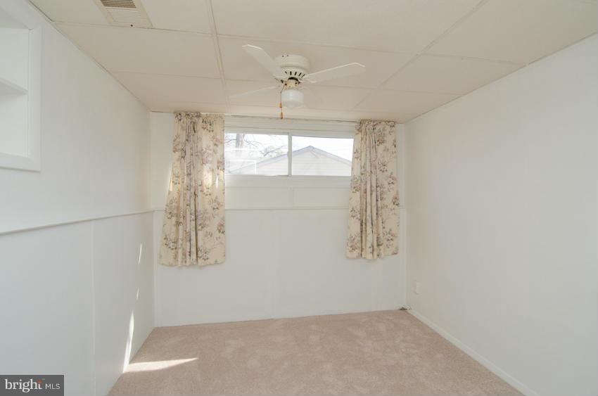 SOMERSET - Residential