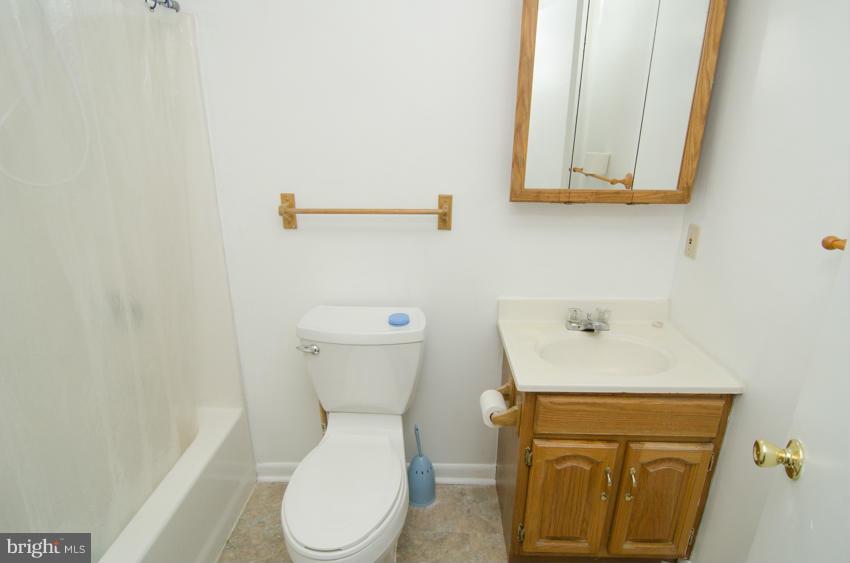 SOMERSET - Residential