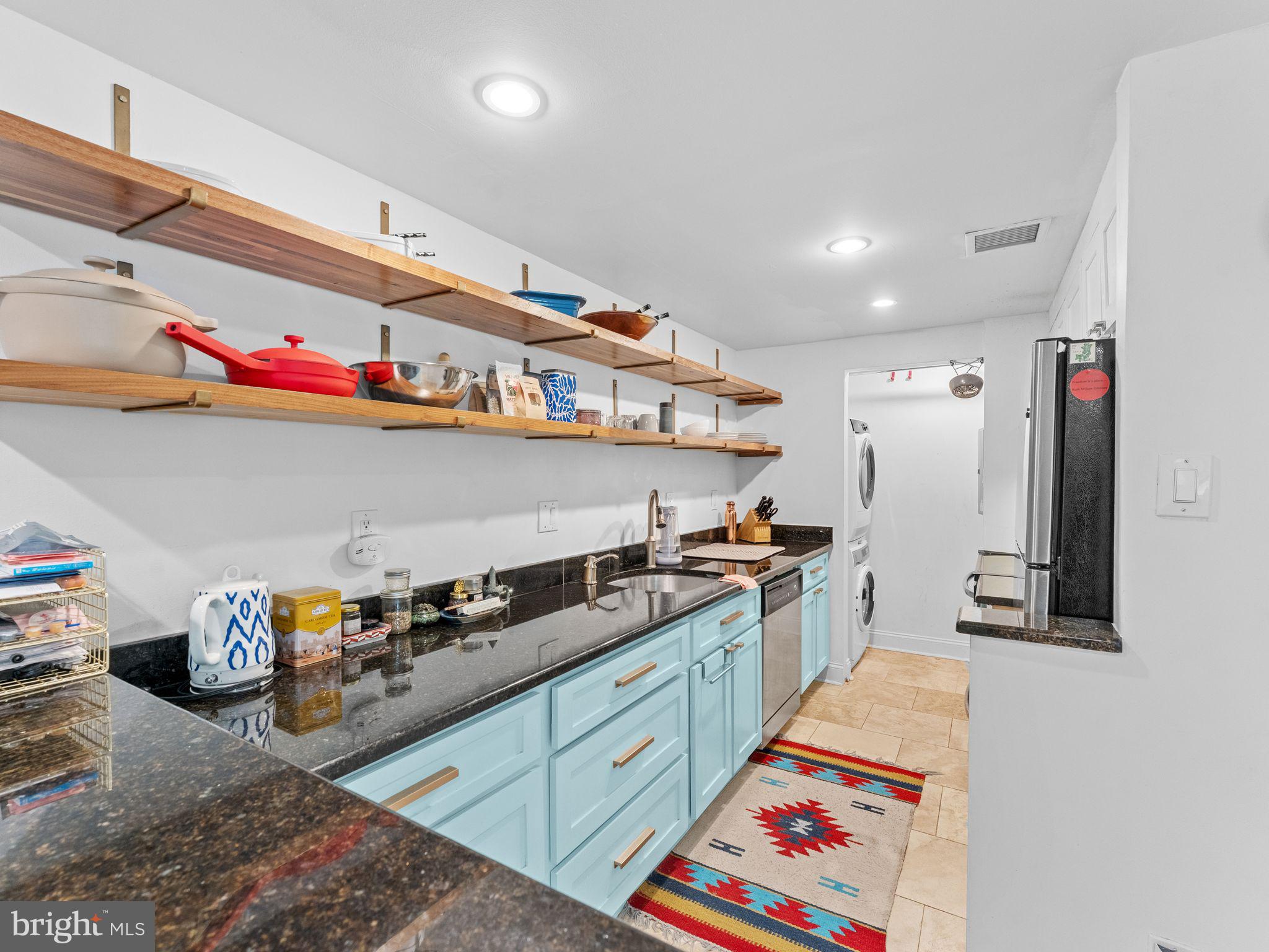 ART MUSEUM AREA - Residential