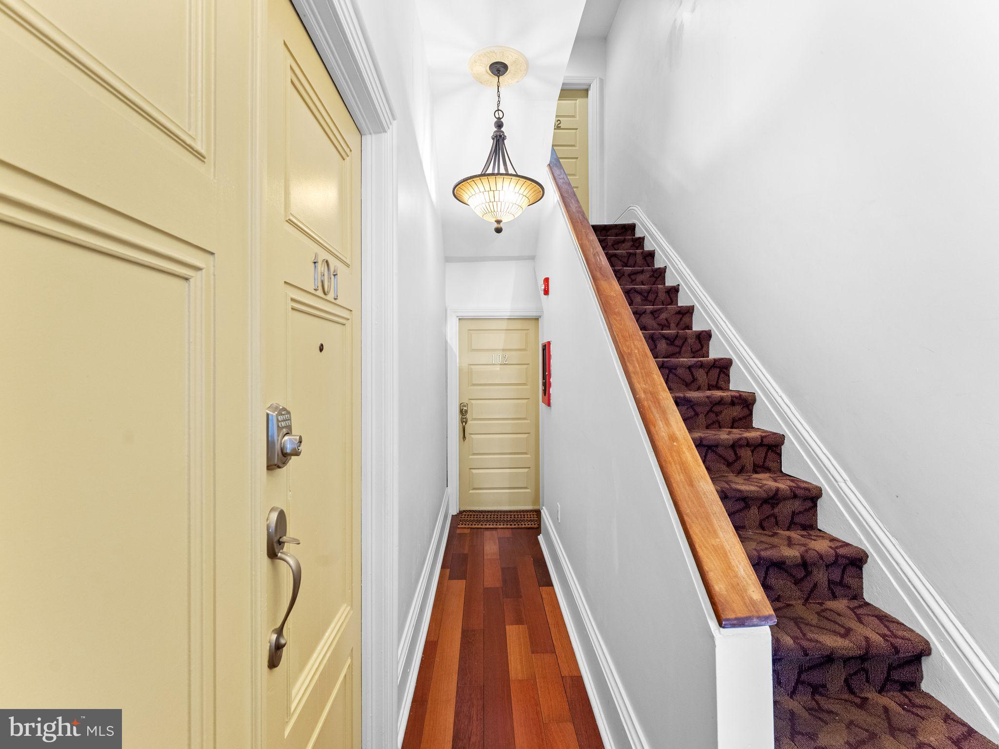 ART MUSEUM AREA - Residential