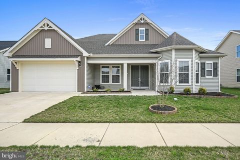 38 LEANDER DRIVE DOVER DE 19904