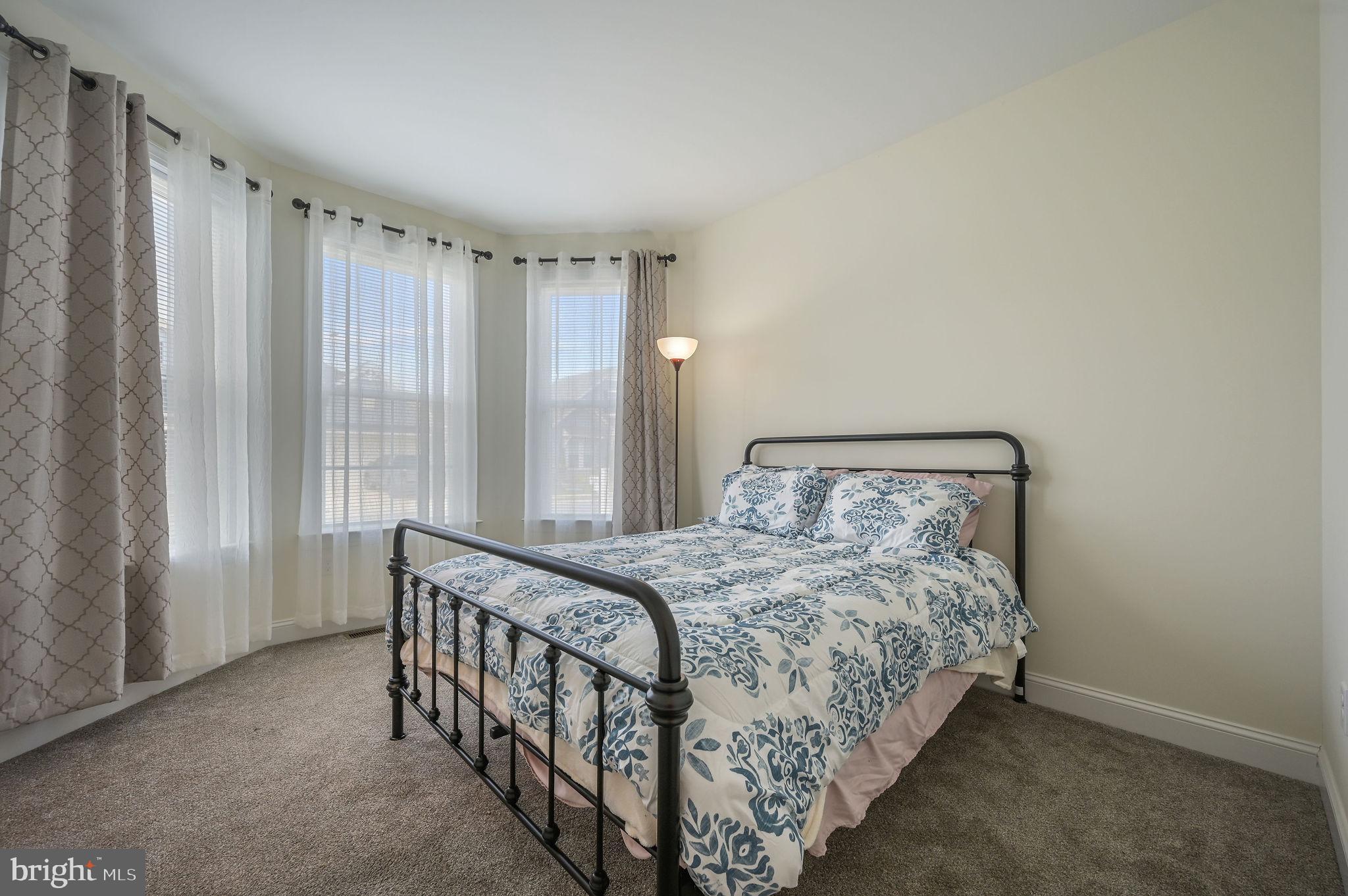 NOBLES POND - Residential