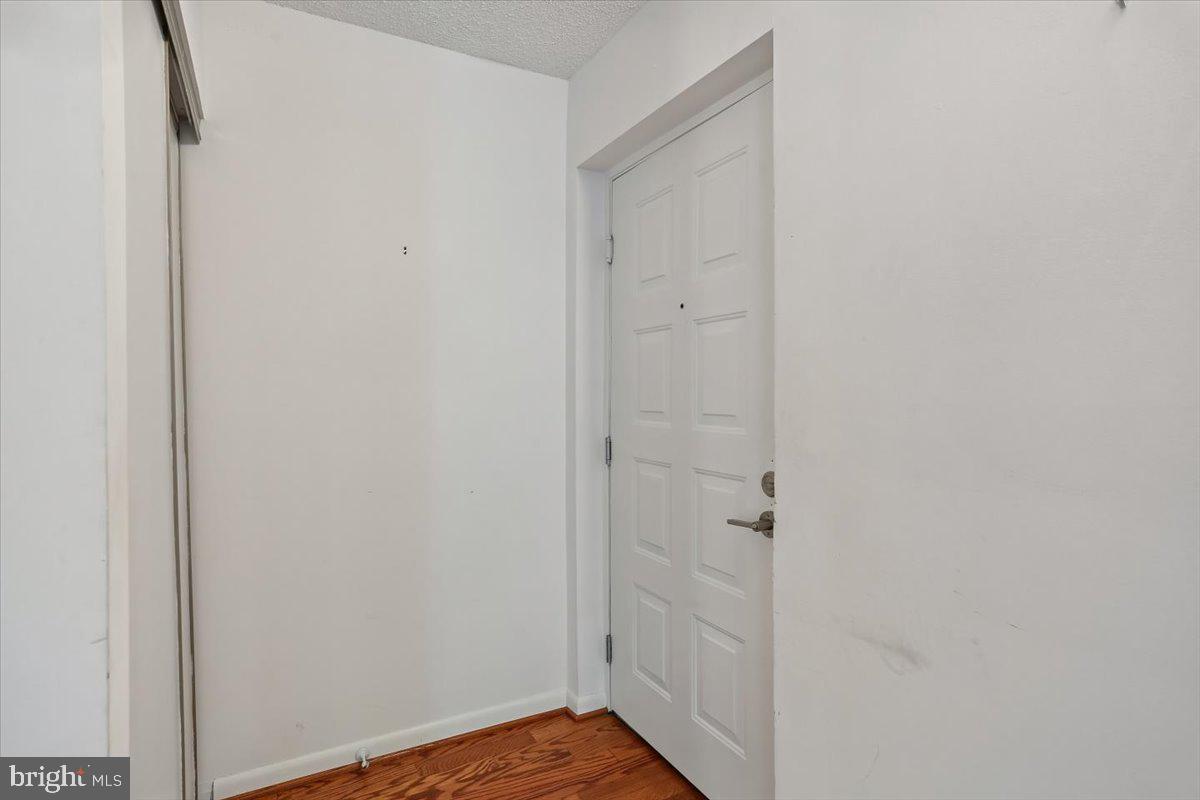 15210 ELKRIDGE WAY 91-2E