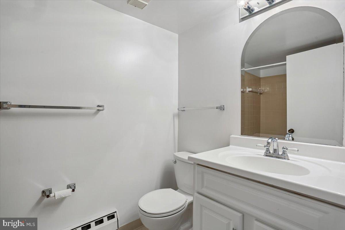 LEISURE WORLD - Residential