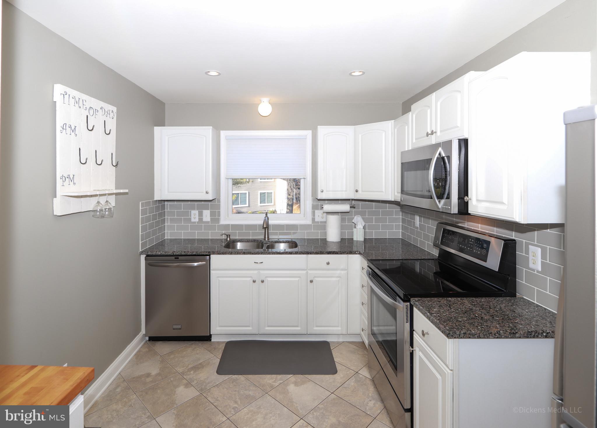 BAYSIDE MARINA - Residential