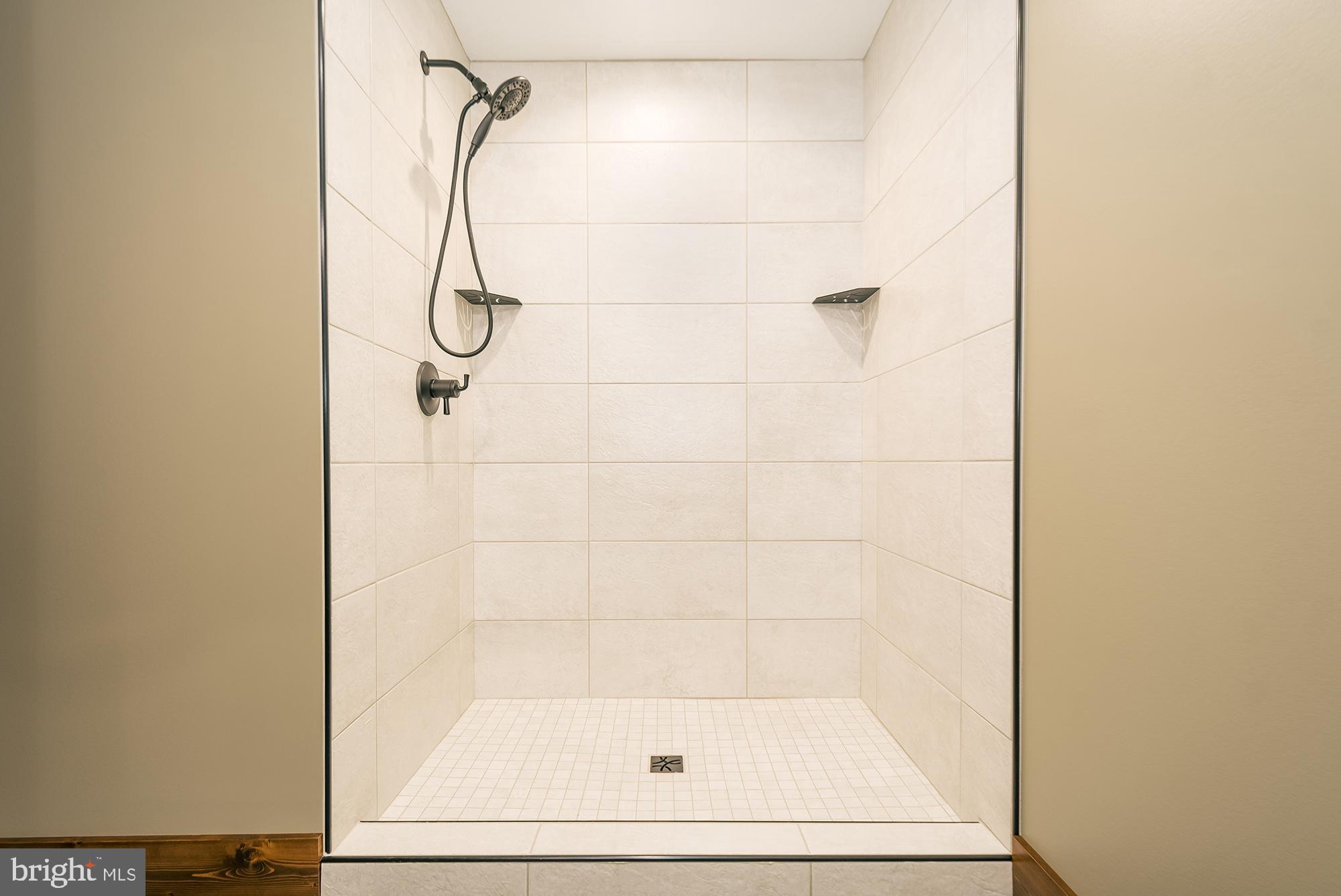 THOUSAND ACRES - Residential