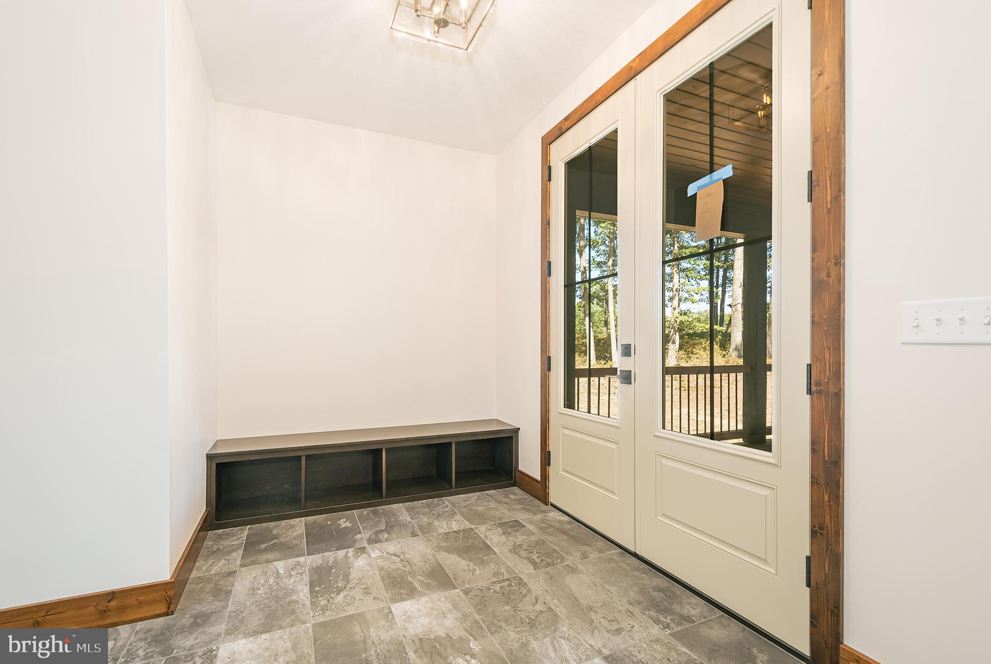 THOUSAND ACRES - Residential