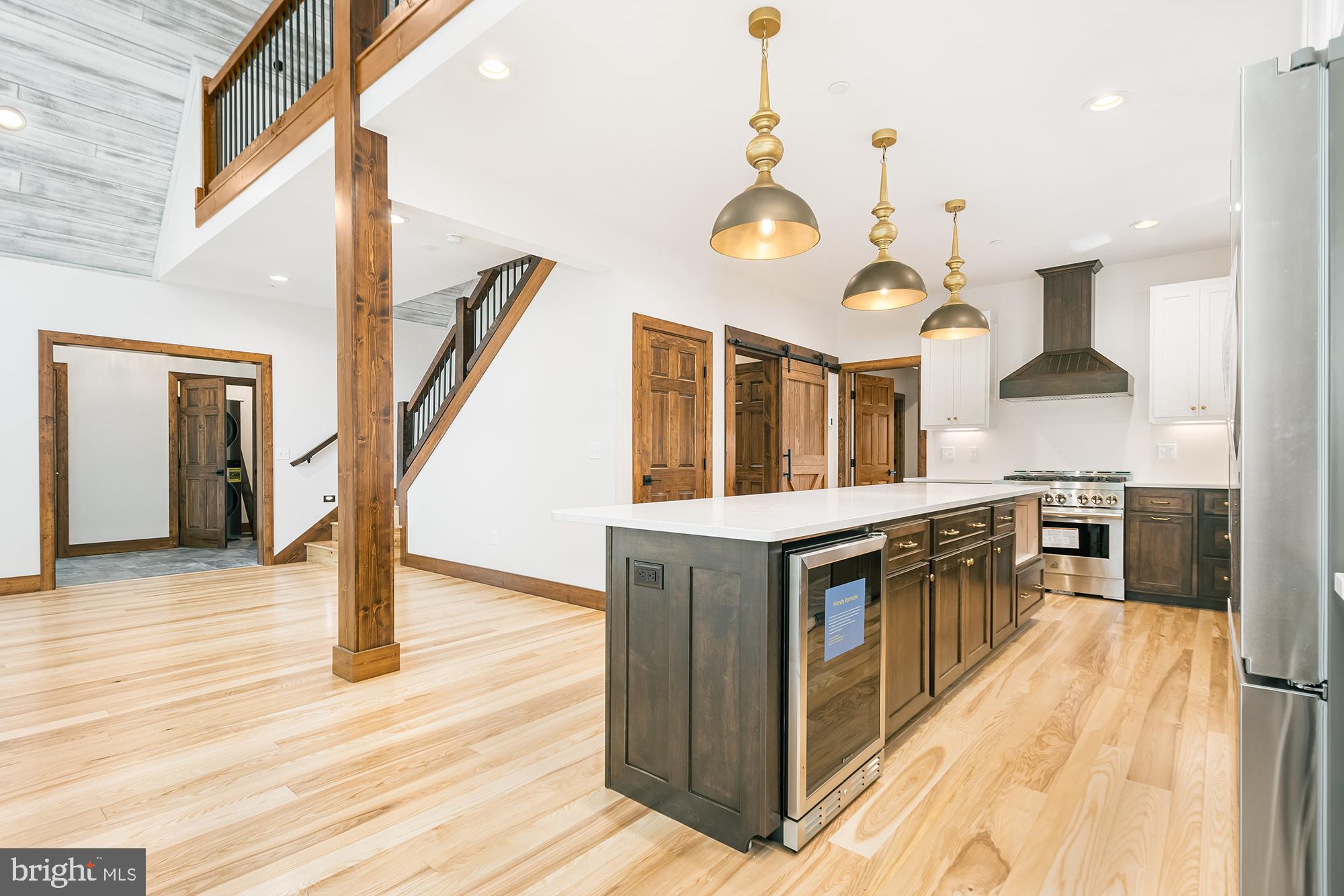 THOUSAND ACRES - Residential