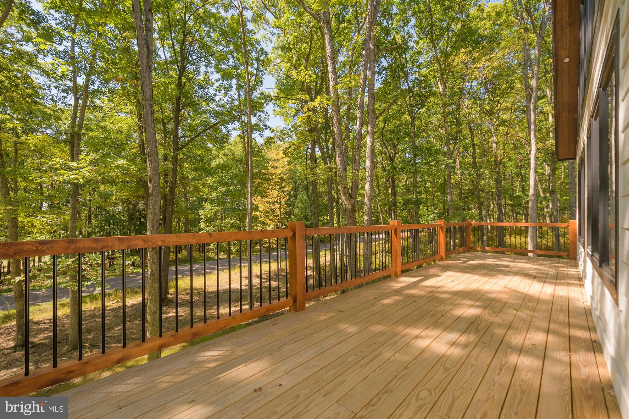 THOUSAND ACRES - Residential