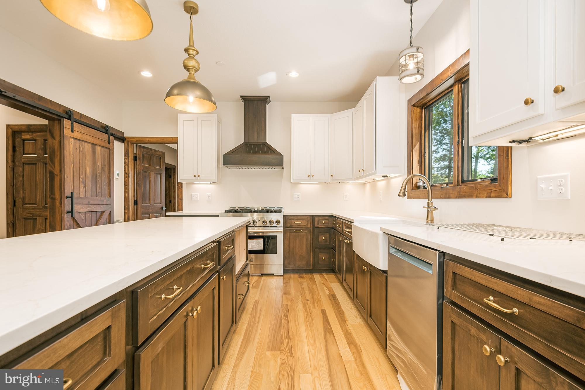 THOUSAND ACRES - Residential