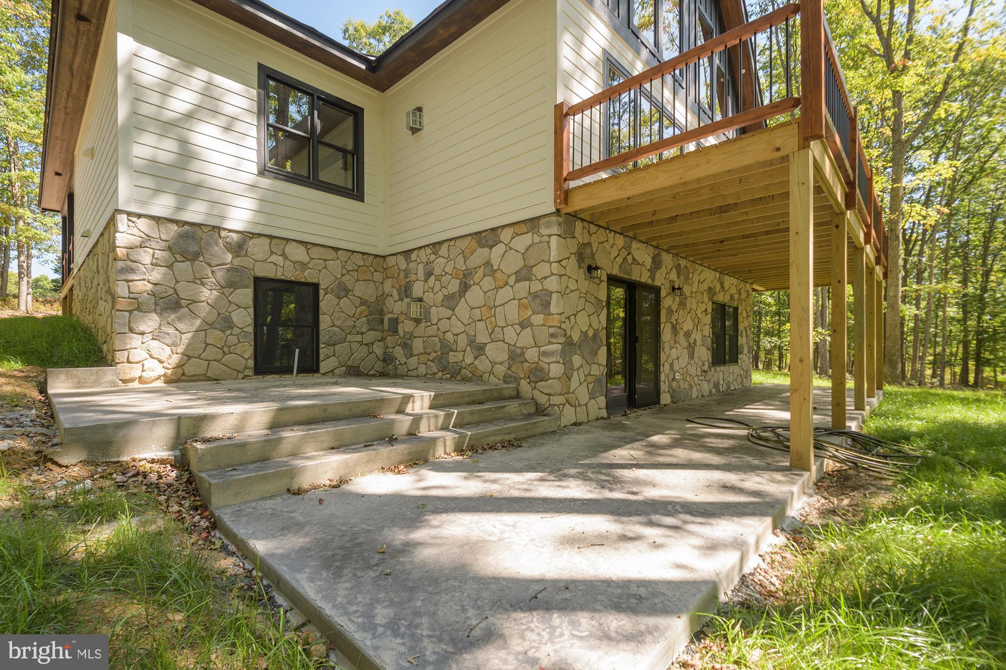 THOUSAND ACRES - Residential