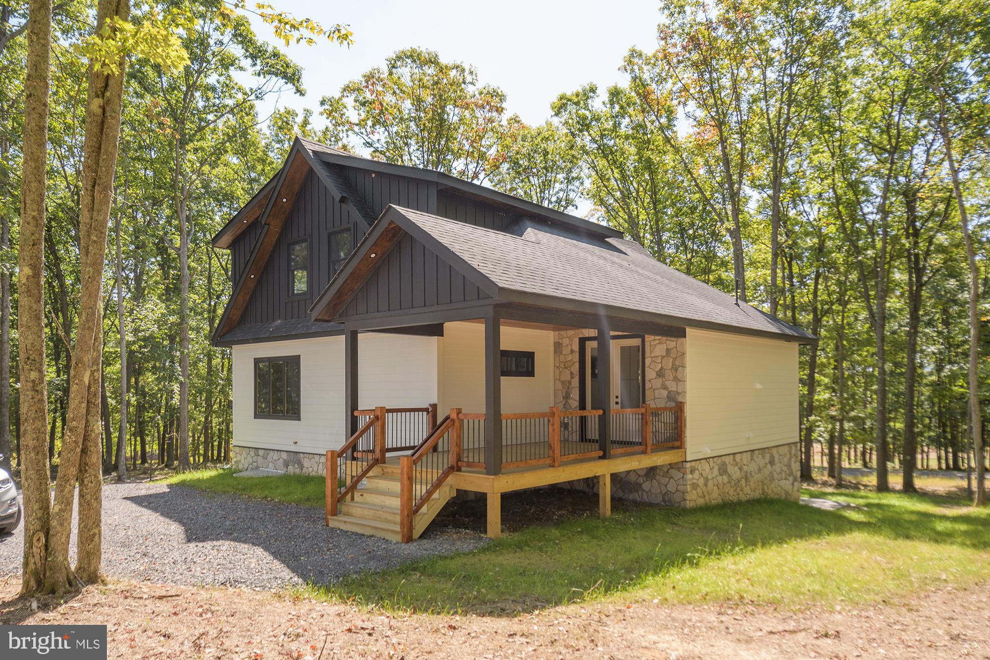 THOUSAND ACRES - Residential