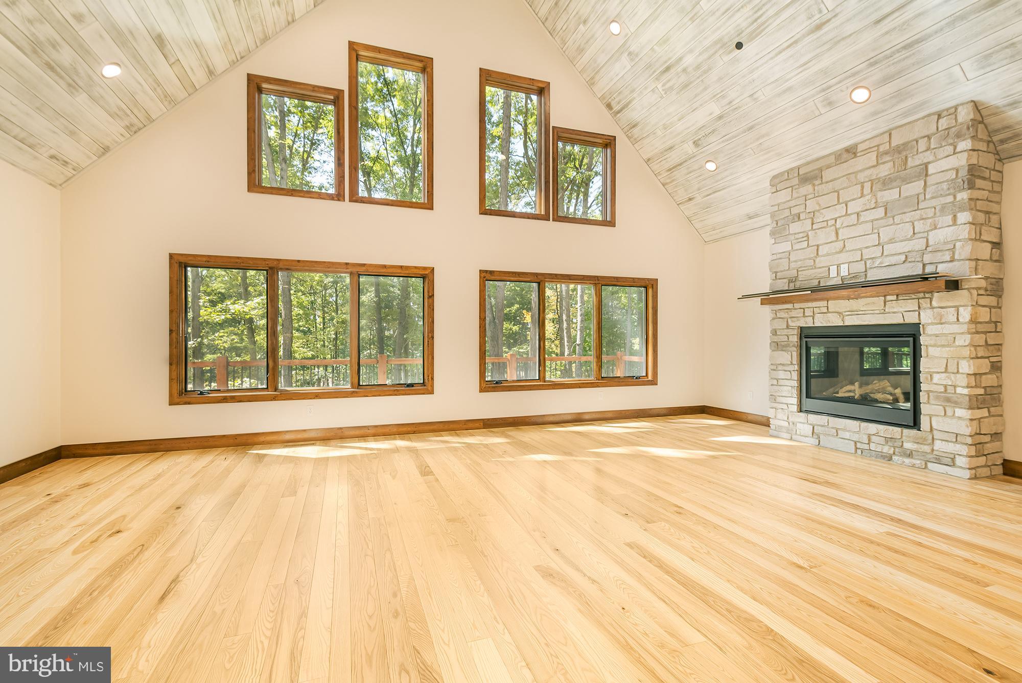 THOUSAND ACRES - Residential