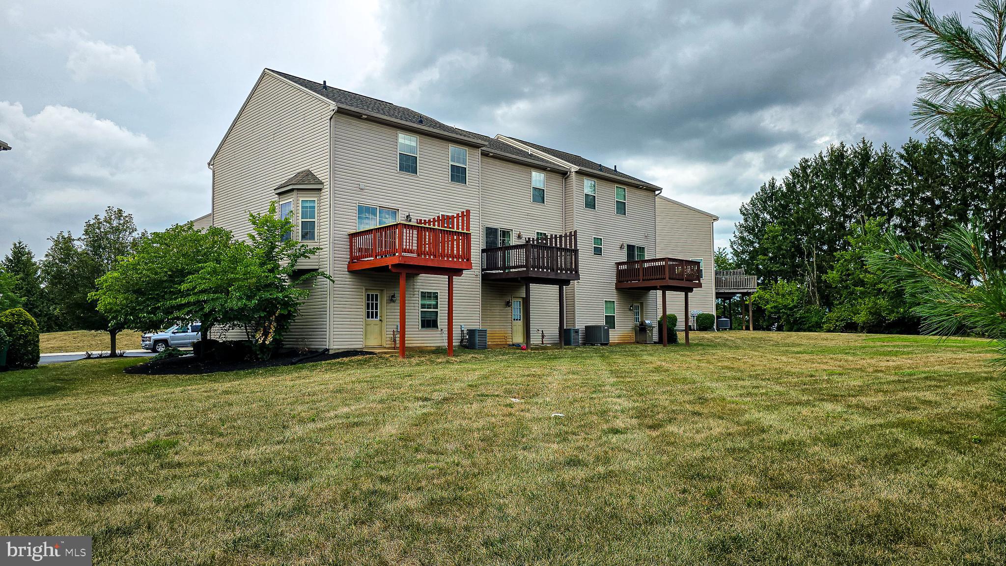 TRINDLE SPRING HEIGHTS - Residential Lease