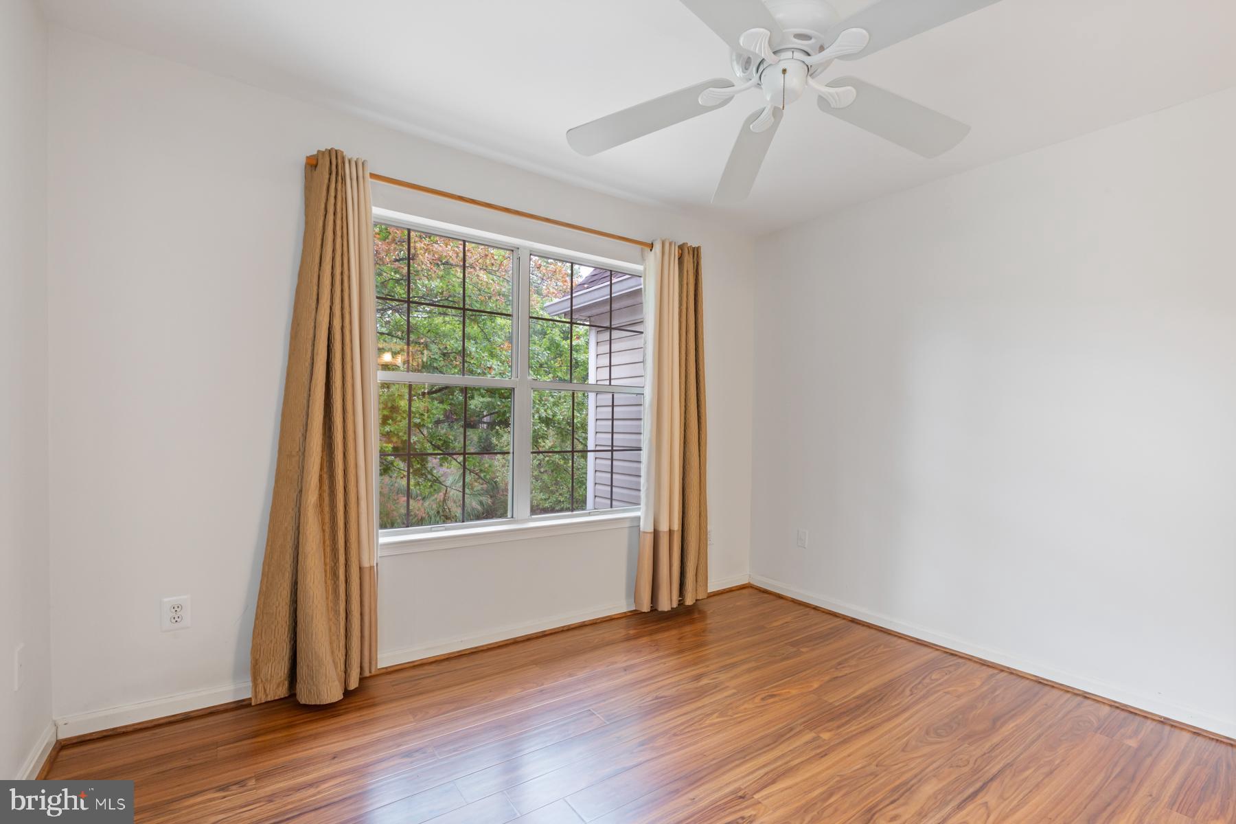 CLOVERLEAF CENTER - Residential Lease