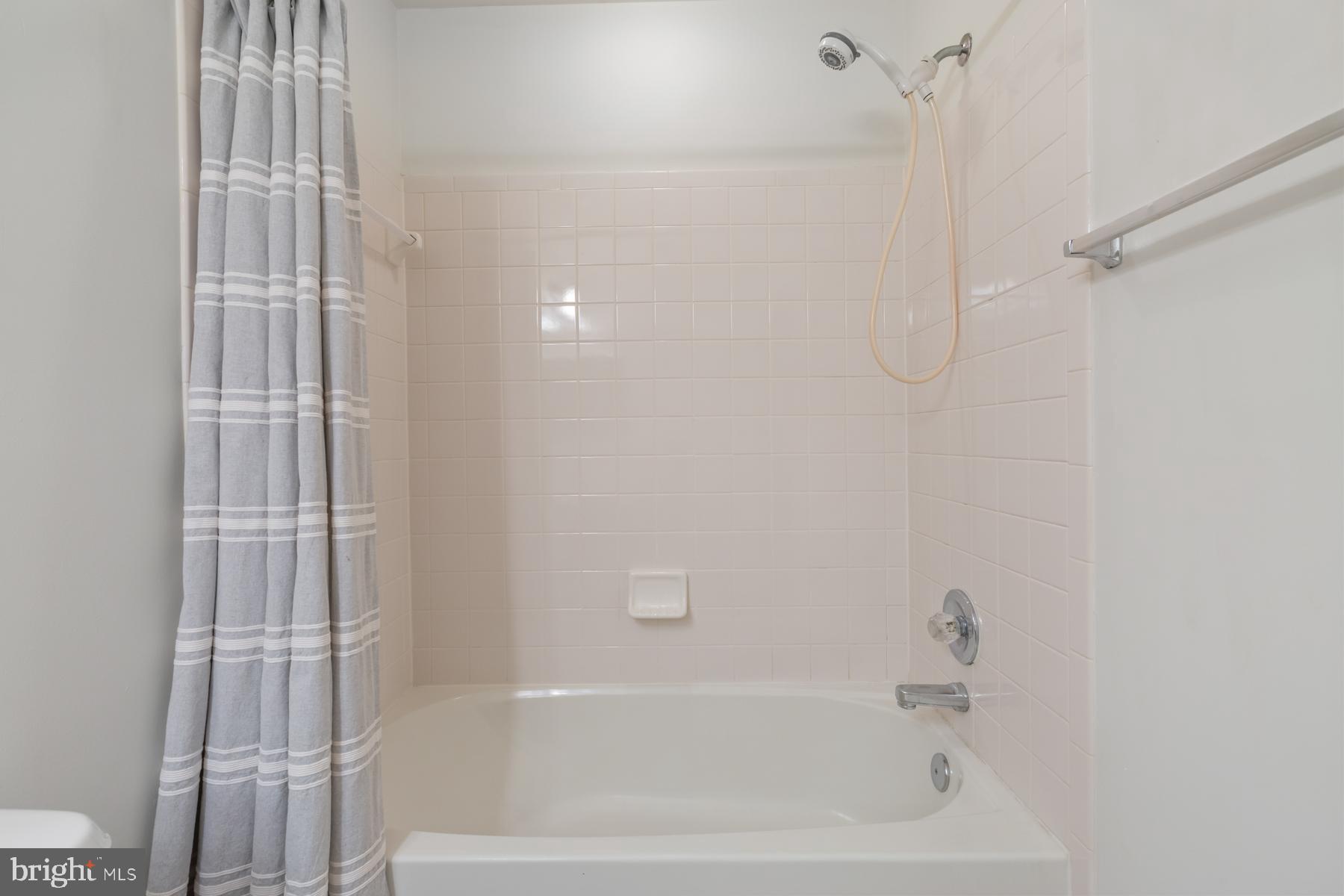 CLOVERLEAF CENTER - Residential Lease