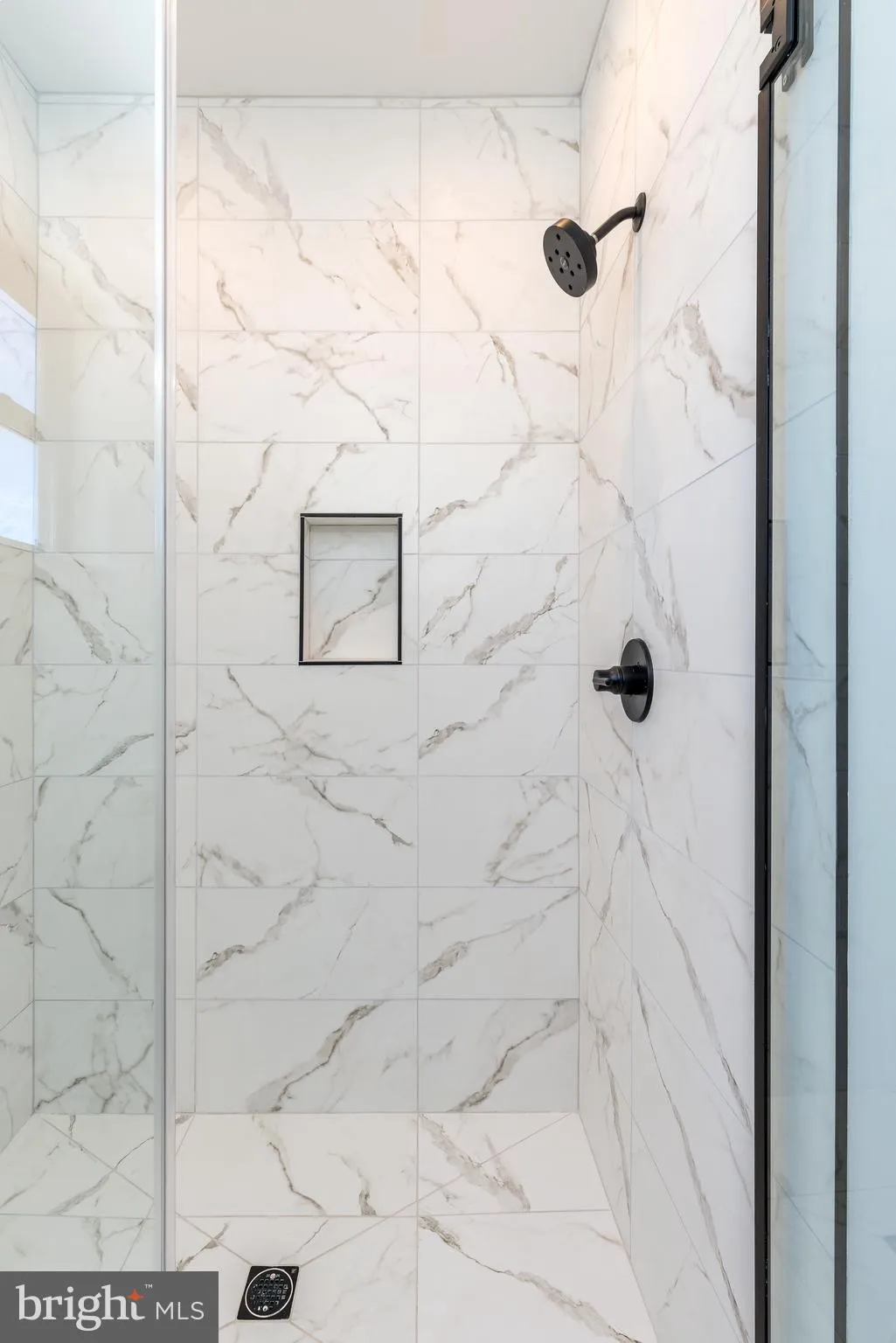 Philadelphia, Pennsylvania 19148, United States, 4 Bedrooms Bedrooms, ,3 BathroomsBathrooms,Residential,Active,82979