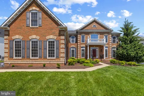 42640 Bradfords Telegraph Court, Chantilly, VA MLS: VALO2094956